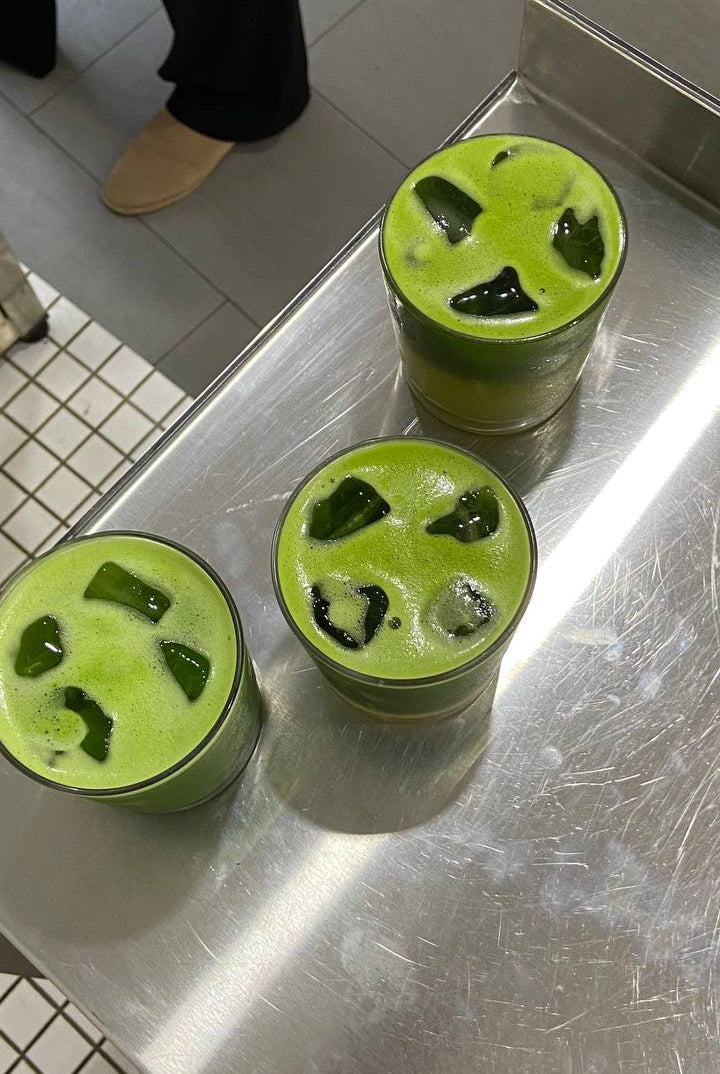 Найбільш популярні весняні напої з матча