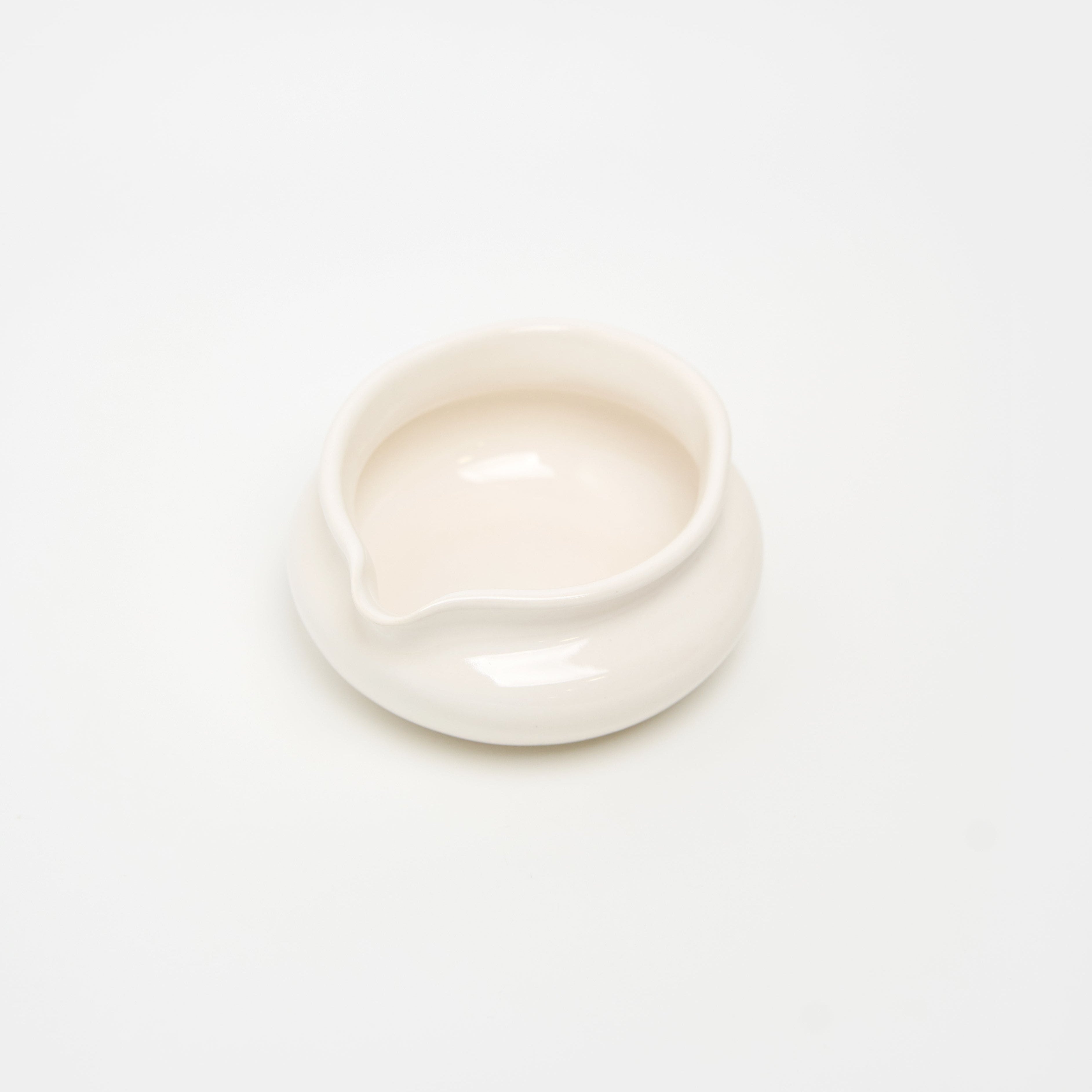 Матча чаван з носиком Катакучі WU для матча лате