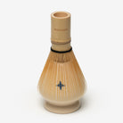 Натхненний зіркою-провідницею, яка допомагає мандрівникам знаходити шлях навіть у найтемнішу ніч.
Керамічна підставка Наоші (кусенаоші) призначена для зберігання бамбукового вінчика Часен. В цьому дизайні вона доповнює різдявний чаван та додає свята у звичні ритуали

Основне завдання наоші - висушити вінчик у вертикальному положенні, струнами донизу і зберегти його зовнішній вигляд, чистоту і довговічність роботи.

 “Christmas Star”