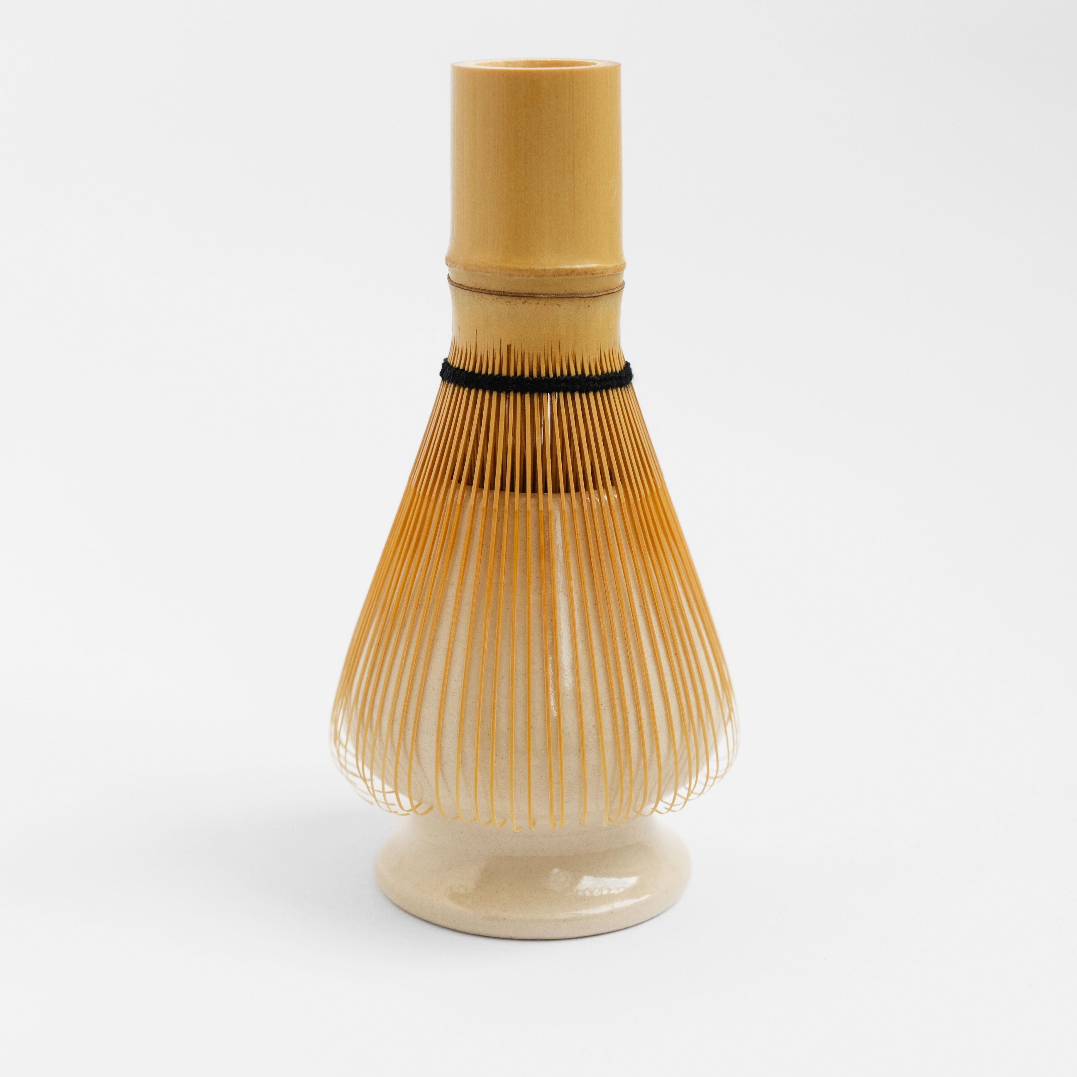 Наоші підставочка для вінчика Часен бежевого кольору / Kusenaoshi matcha whisk stand beige color